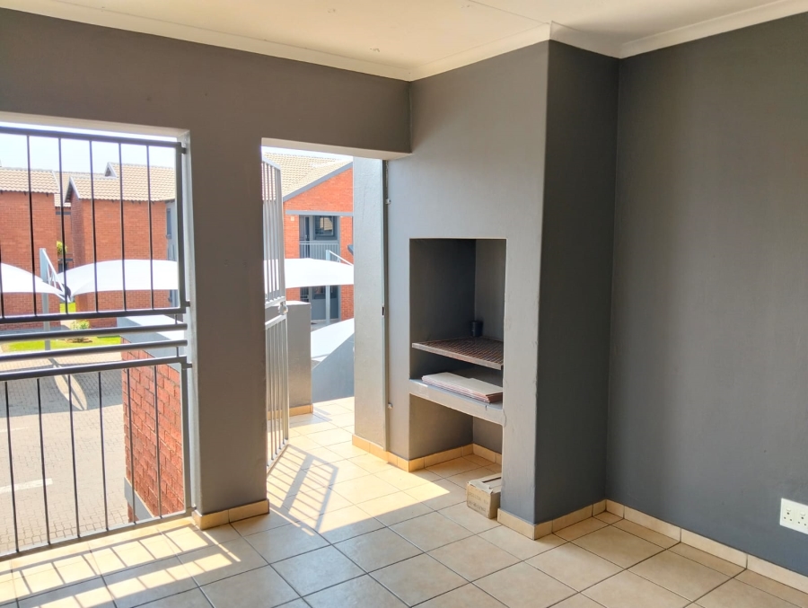 2 Bedroom Property for Sale in Birchleigh Gauteng
