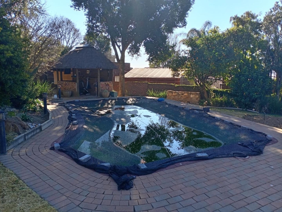 3 Bedroom Property for Sale in Weltevreden Park Gauteng