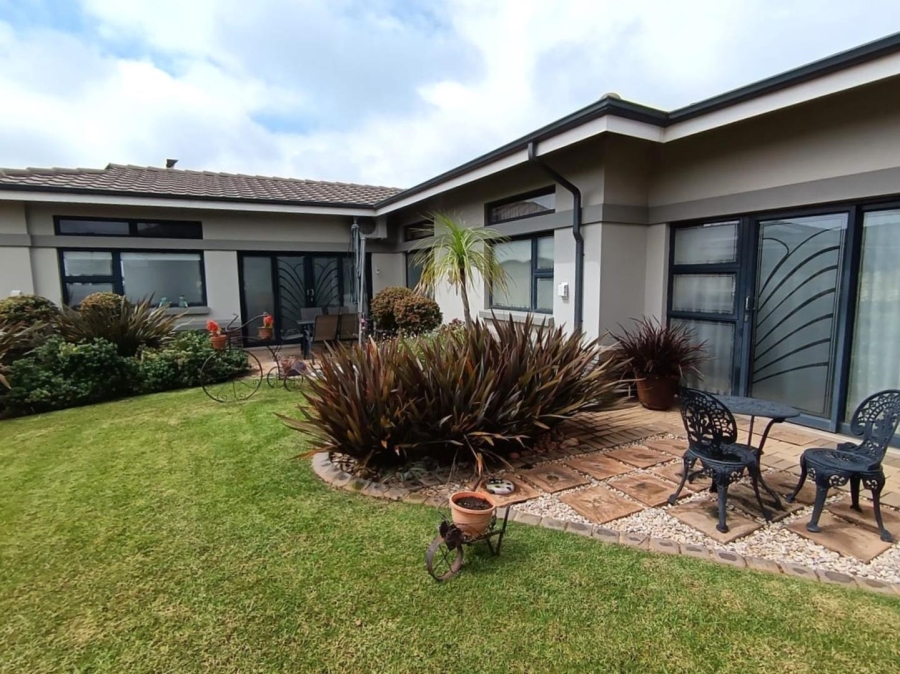 3 Bedroom Property for Sale in Eastlands Mature Lifestyle Estate Gauteng