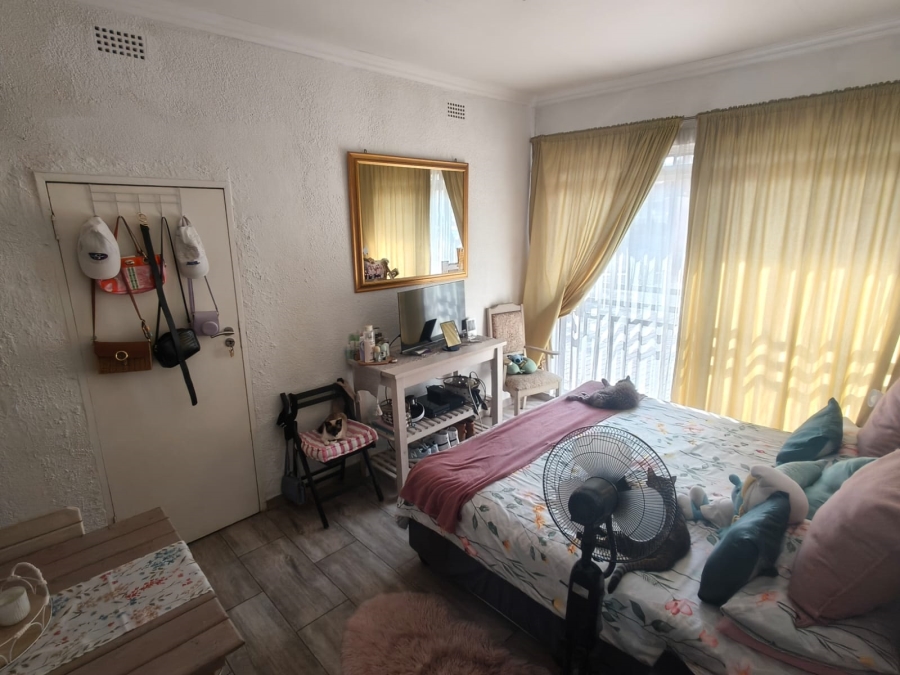 4 Bedroom Property for Sale in Van Riebeeck Park Gauteng