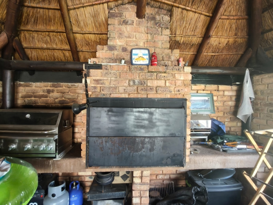 4 Bedroom Property for Sale in Van Riebeeck Park Gauteng