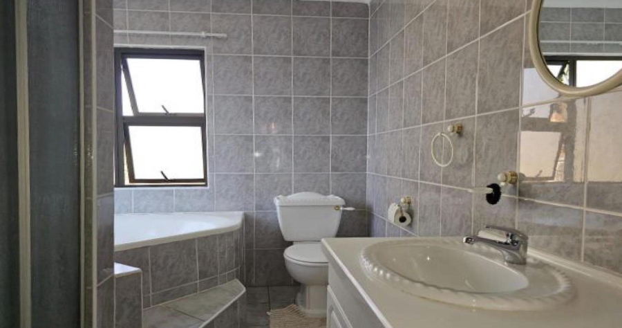 3 Bedroom Property for Sale in Bartlett Gauteng