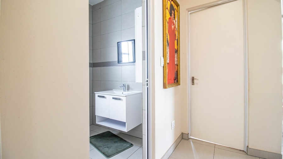 3 Bedroom Property for Sale in Modderfontein Gauteng