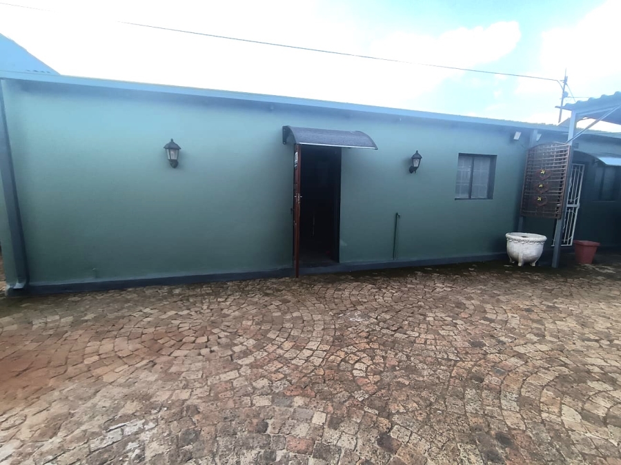 3 Bedroom Property for Sale in Brakpan Central Gauteng