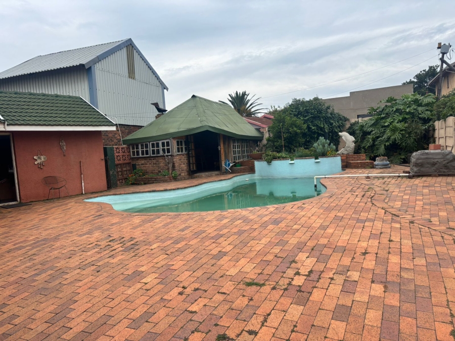 4 Bedroom Property for Sale in Berton Park Gauteng