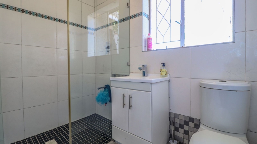 4 Bedroom Property for Sale in Savoy Estate Gauteng