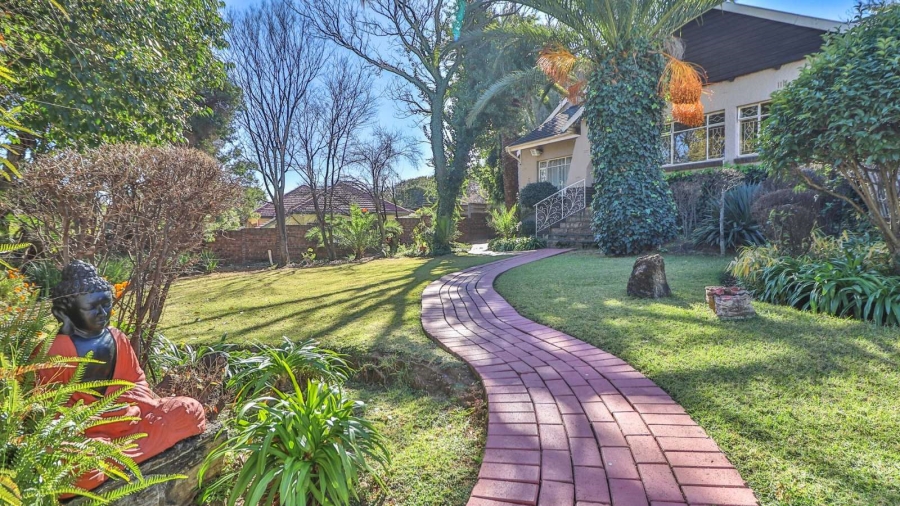 4 Bedroom Property for Sale in Savoy Estate Gauteng