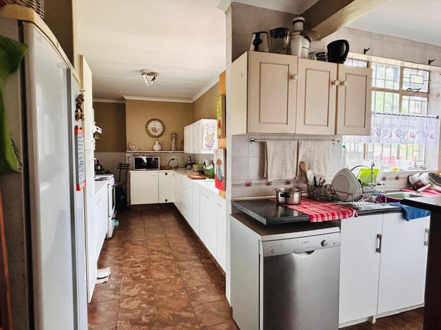 3 Bedroom Property for Sale in Strubenvale Gauteng