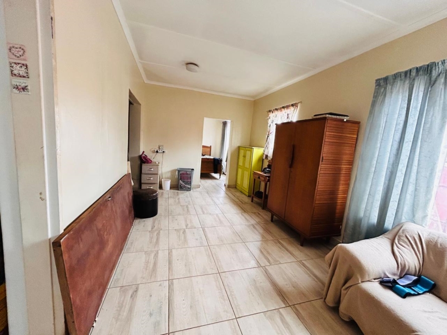 3 Bedroom Property for Sale in Strubenvale Gauteng