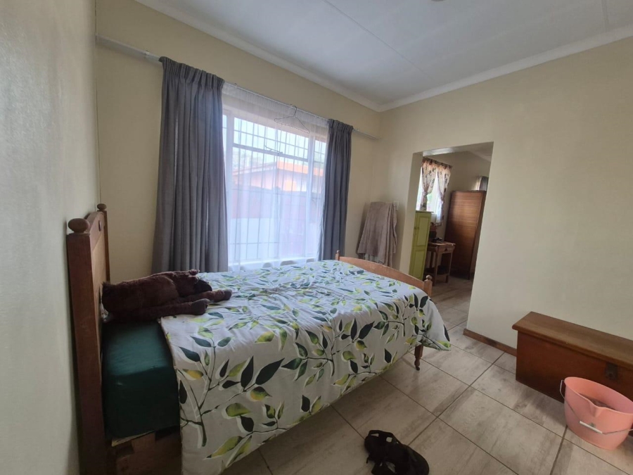3 Bedroom Property for Sale in Strubenvale Gauteng