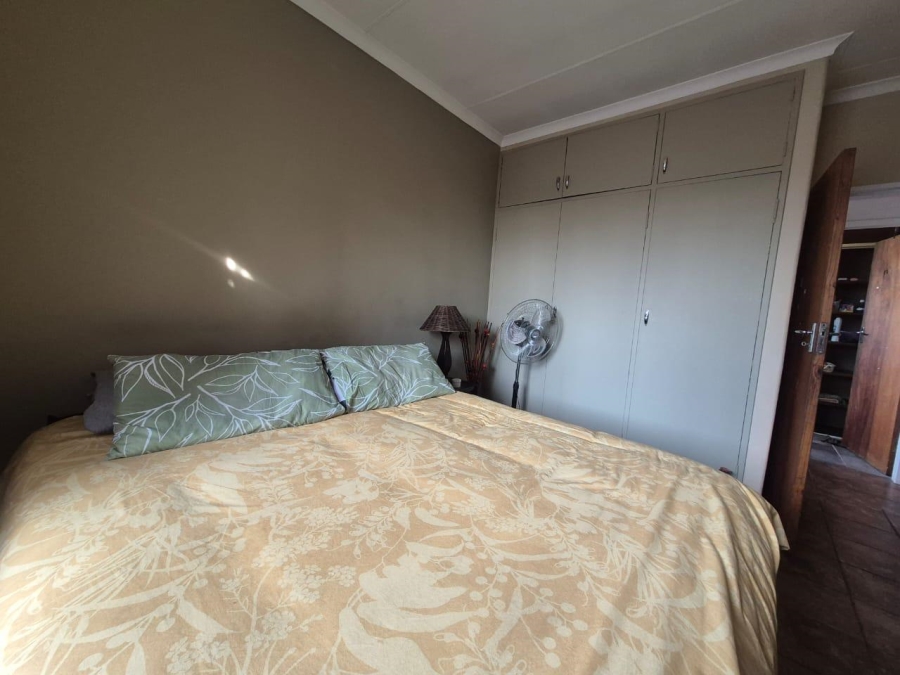 3 Bedroom Property for Sale in Strubenvale Gauteng