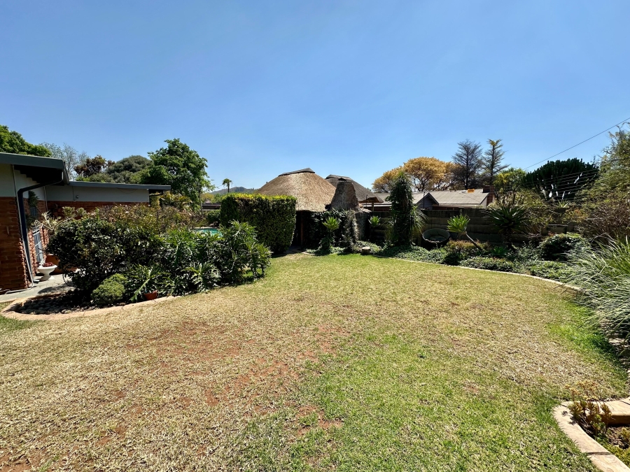 4 Bedroom Property for Sale in Ekklesia Gauteng
