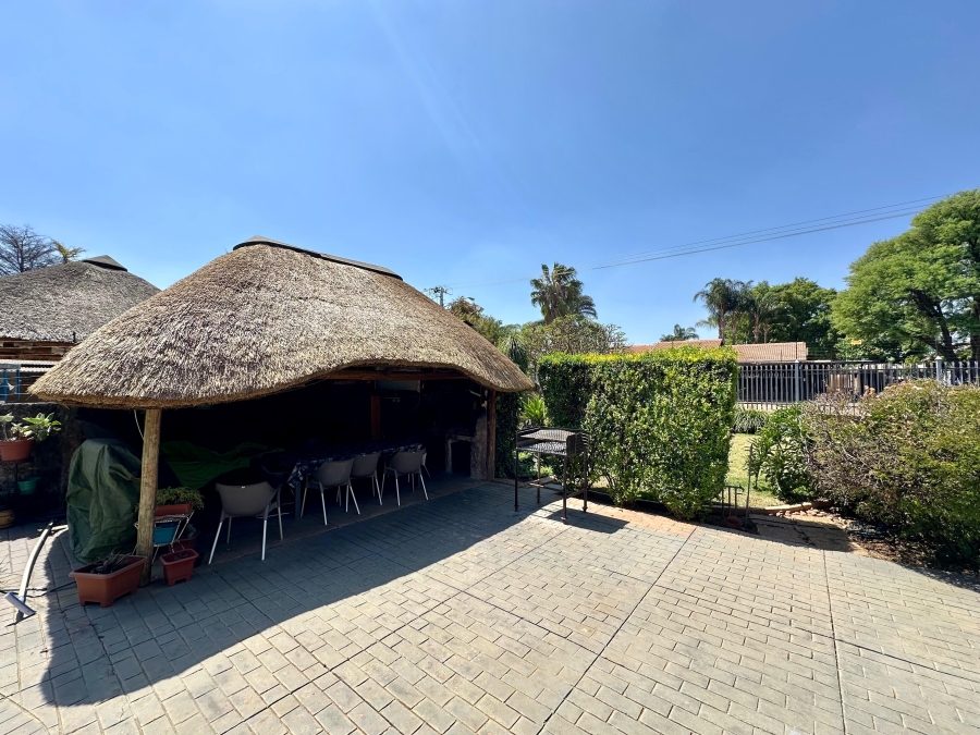 4 Bedroom Property for Sale in Ekklesia Gauteng