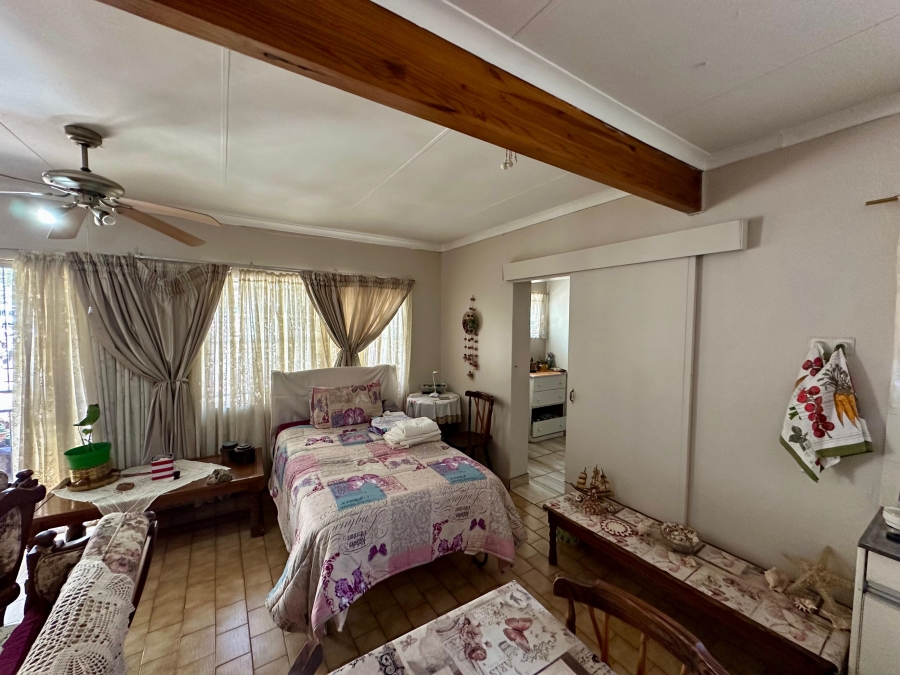 4 Bedroom Property for Sale in Ekklesia Gauteng