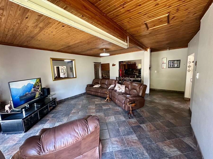 4 Bedroom Property for Sale in Ekklesia Gauteng