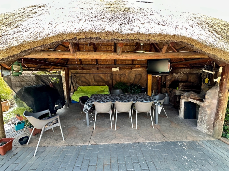 4 Bedroom Property for Sale in Ekklesia Gauteng