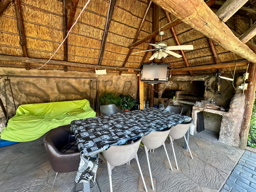4 Bedroom Property for Sale in Ekklesia Gauteng