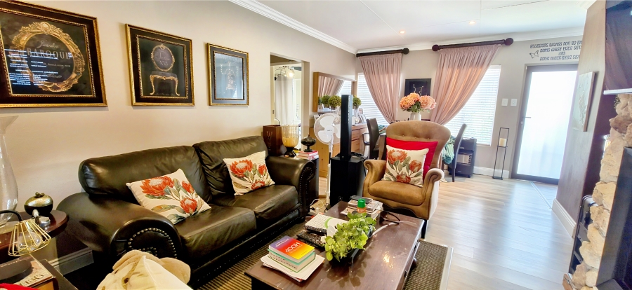 3 Bedroom Property for Sale in Magalieskruin Gauteng