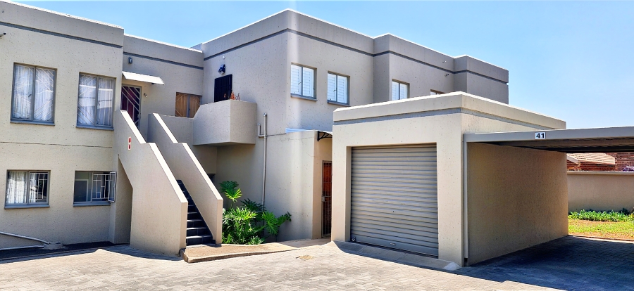 3 Bedroom Property for Sale in Magalieskruin Gauteng