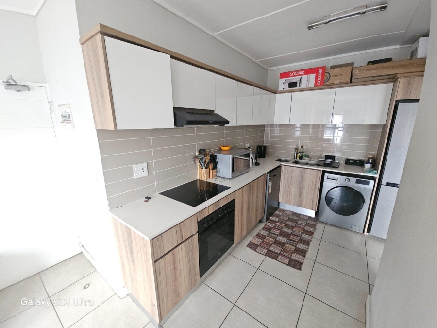 1 Bedroom Property for Sale in Linbro Park Gauteng