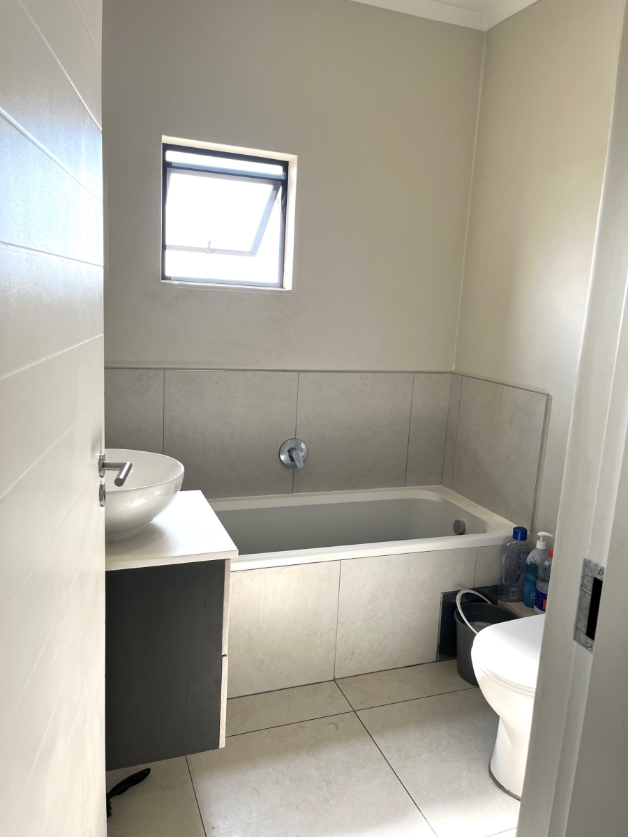 To Let 2 Bedroom Property for Rent in Carlswald Gauteng