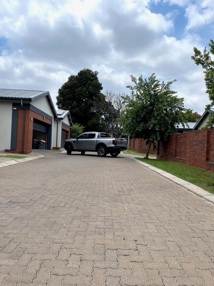 3 Bedroom Property for Sale in Kyalami Hills Gauteng