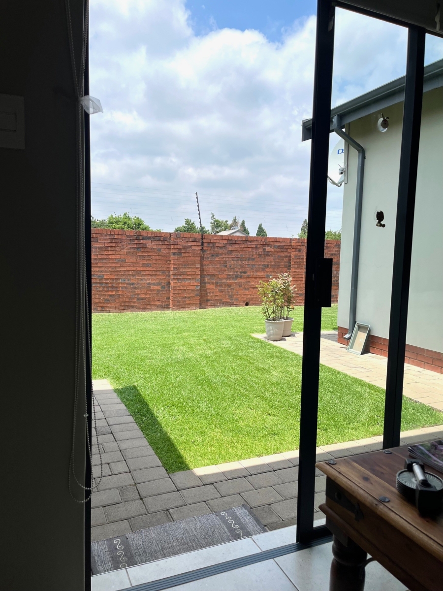 3 Bedroom Property for Sale in Kyalami Hills Gauteng