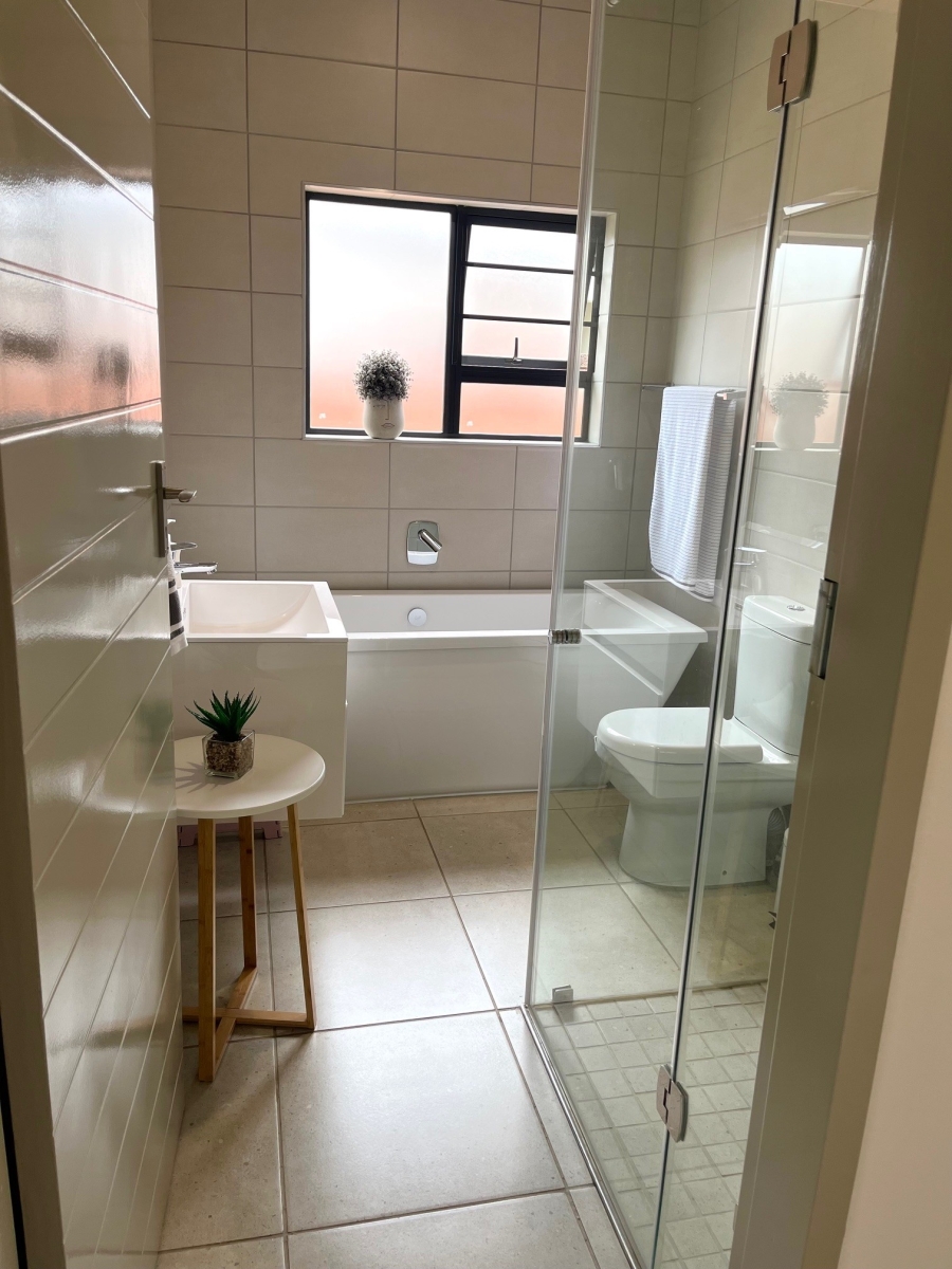 3 Bedroom Property for Sale in Kyalami Hills Gauteng