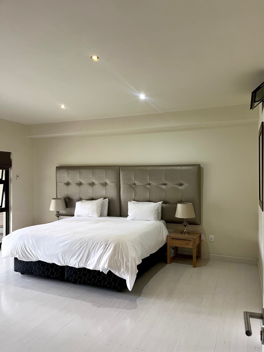 To Let 2 Bedroom Property for Rent in Sandown Gauteng
