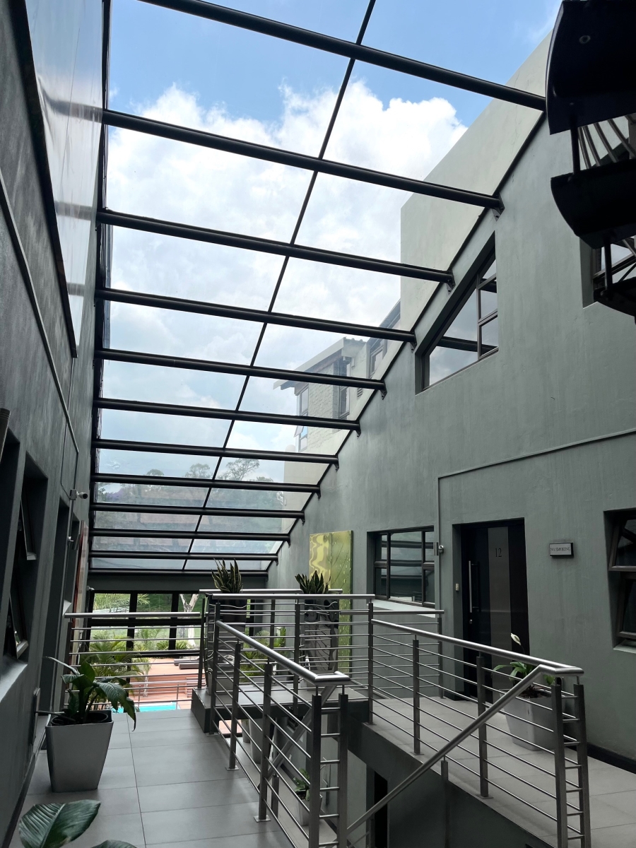 To Let 2 Bedroom Property for Rent in Sandown Gauteng