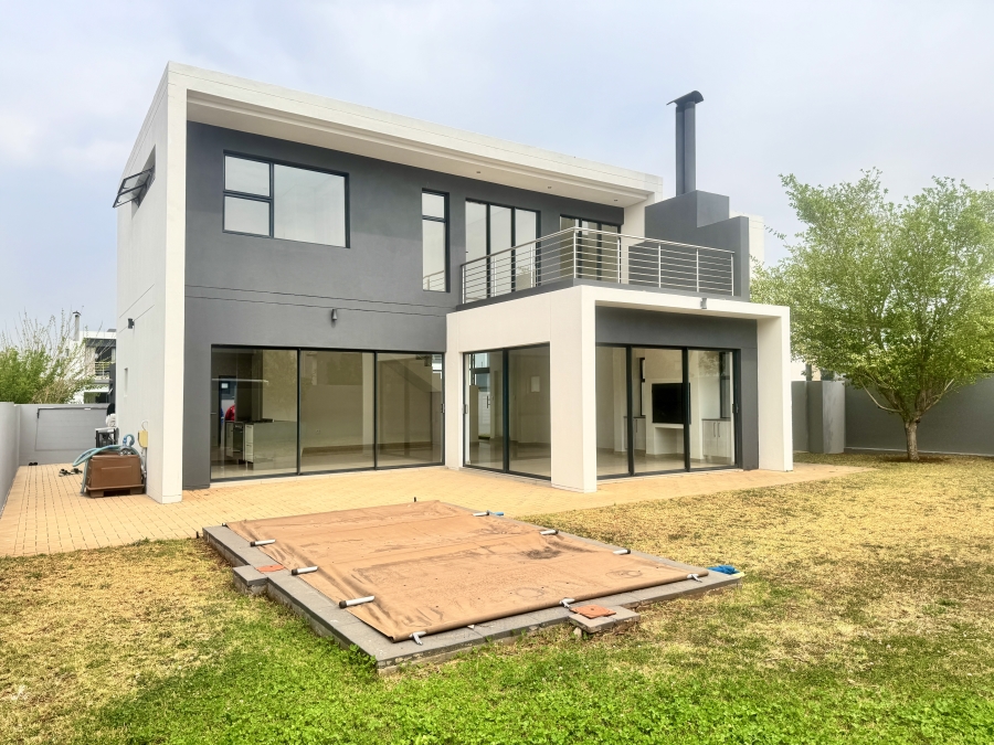 3 Bedroom Property for Sale in Midstream Meadows Gauteng