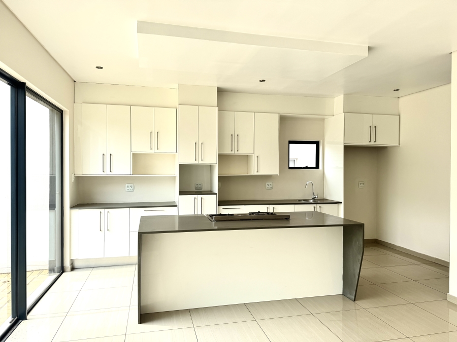 3 Bedroom Property for Sale in Midstream Meadows Gauteng