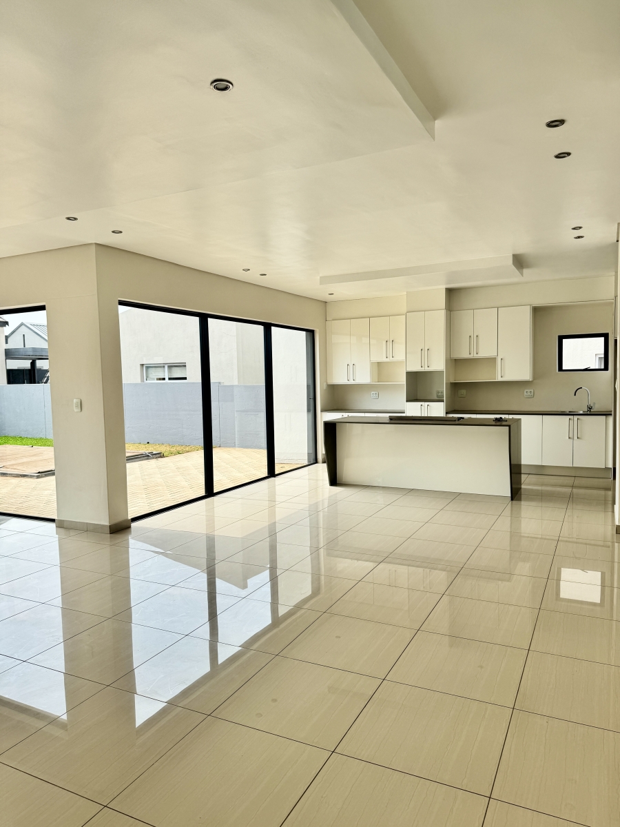 3 Bedroom Property for Sale in Midstream Meadows Gauteng