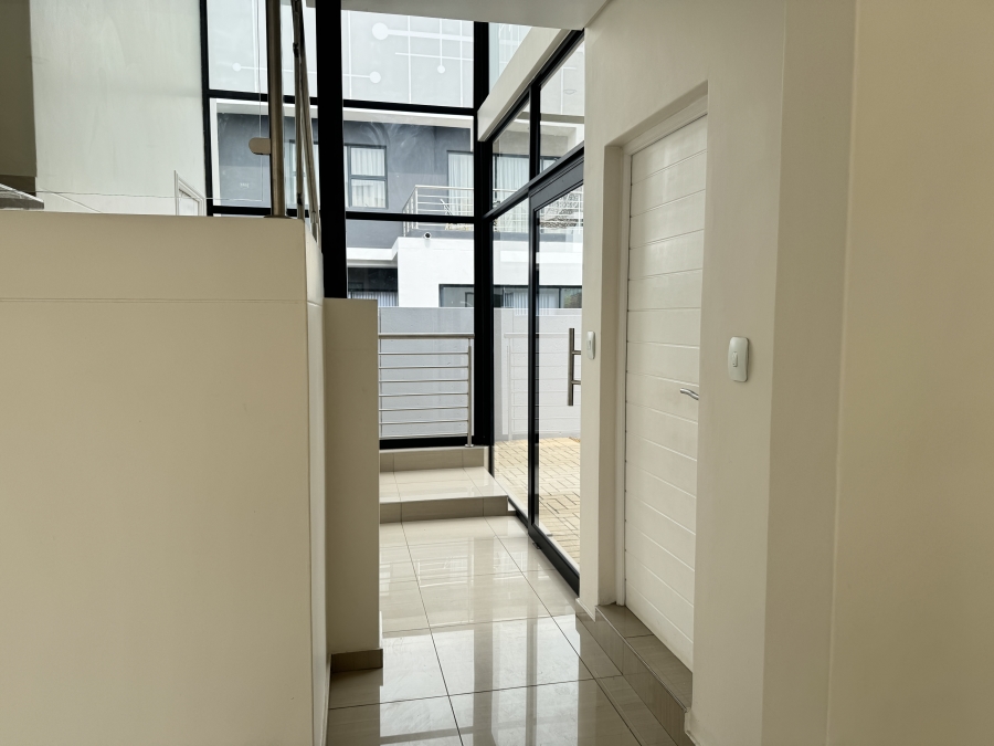 3 Bedroom Property for Sale in Midstream Meadows Gauteng