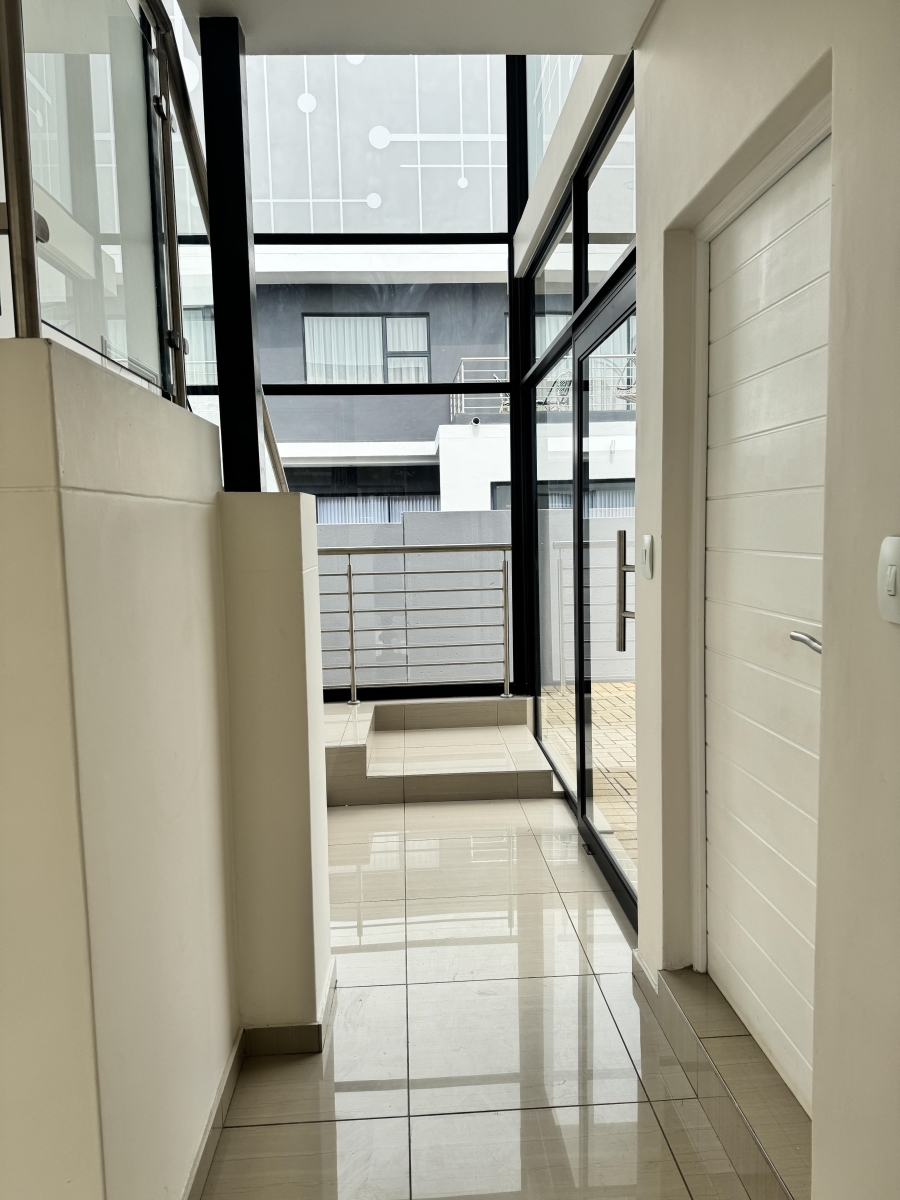 3 Bedroom Property for Sale in Midstream Meadows Gauteng