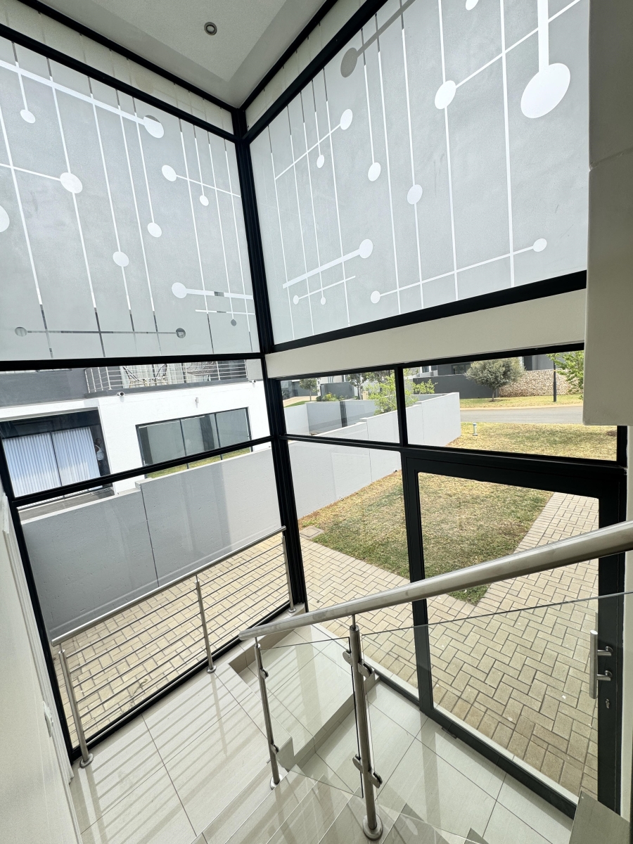 3 Bedroom Property for Sale in Midstream Meadows Gauteng