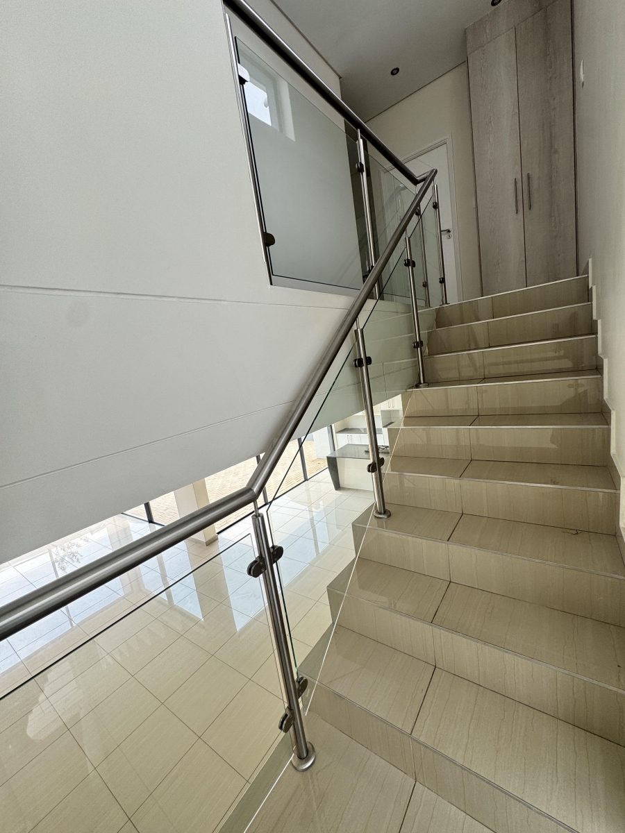 3 Bedroom Property for Sale in Midstream Meadows Gauteng