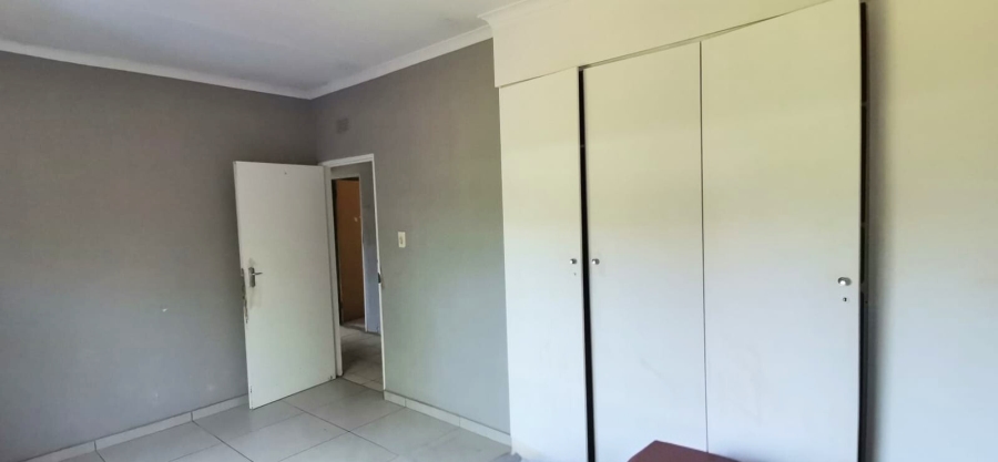 4 Bedroom Property for Sale in Vanderbijlpark CW 3 Gauteng