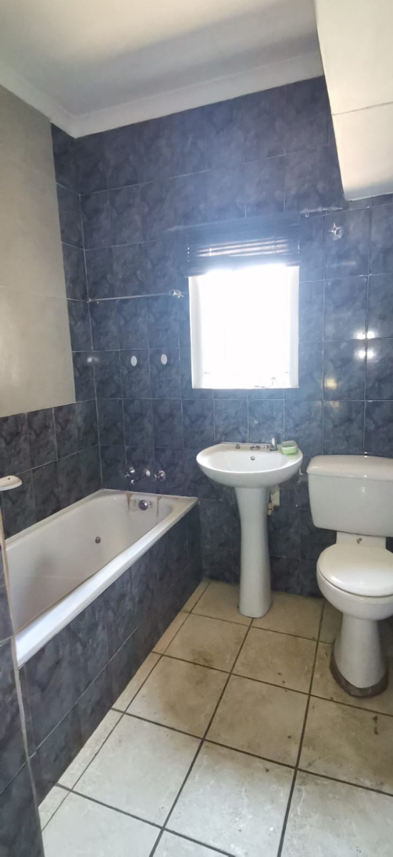 4 Bedroom Property for Sale in Vanderbijlpark CW 3 Gauteng