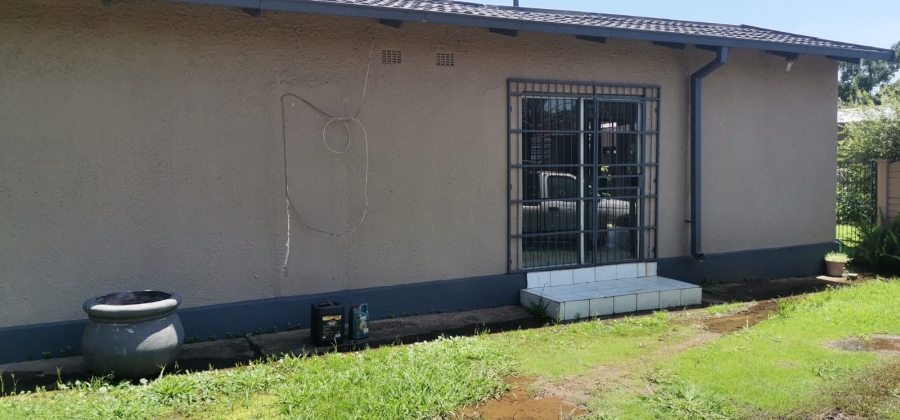 4 Bedroom Property for Sale in Vanderbijlpark CW 3 Gauteng