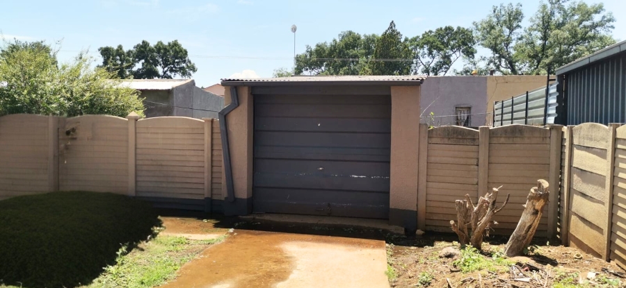 4 Bedroom Property for Sale in Vanderbijlpark CW 3 Gauteng
