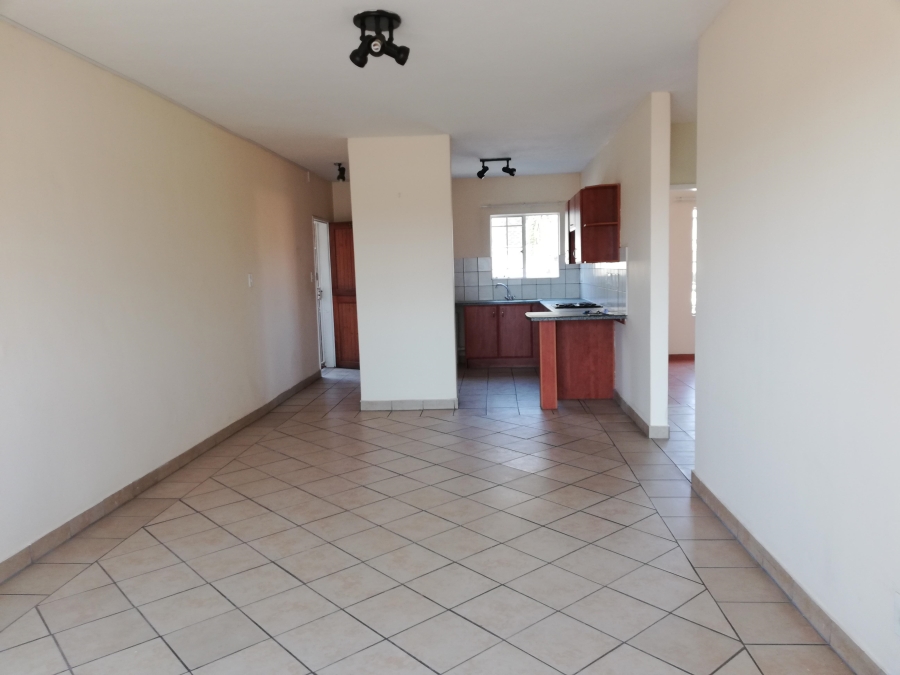 2 Bedroom Property for Sale in Rooihuiskraal North Gauteng