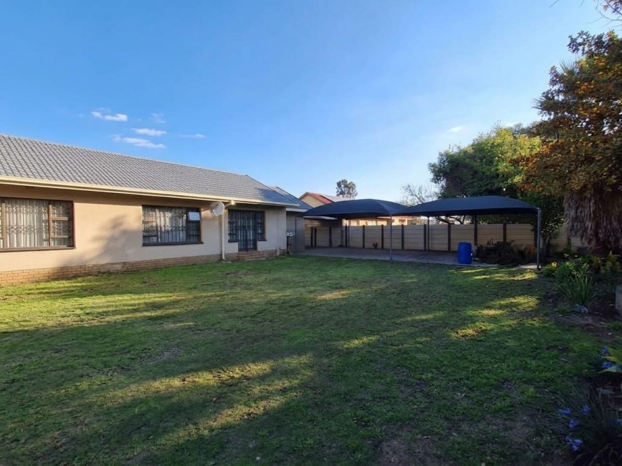 3 Bedroom Property for Sale in Vanderbijlpark SE 6 Gauteng