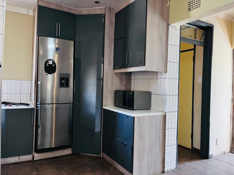 3 Bedroom Property for Sale in Vanderbijlpark SE 6 Gauteng