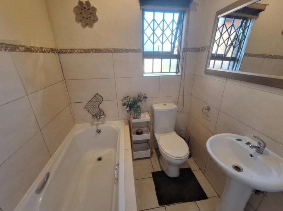 3 Bedroom Property for Sale in Vanderbijlpark SE 6 Gauteng