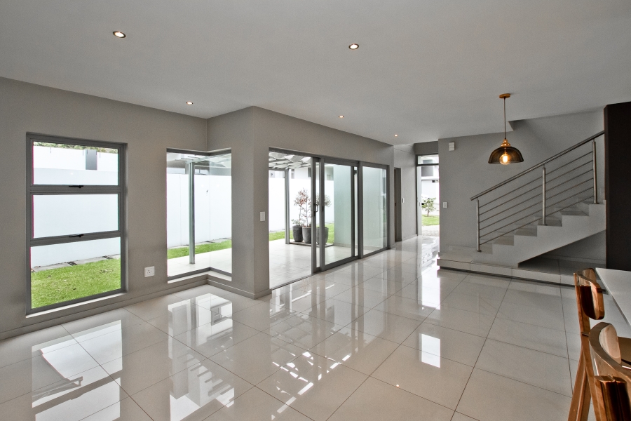 3 Bedroom Property for Sale in Bryanston Gauteng
