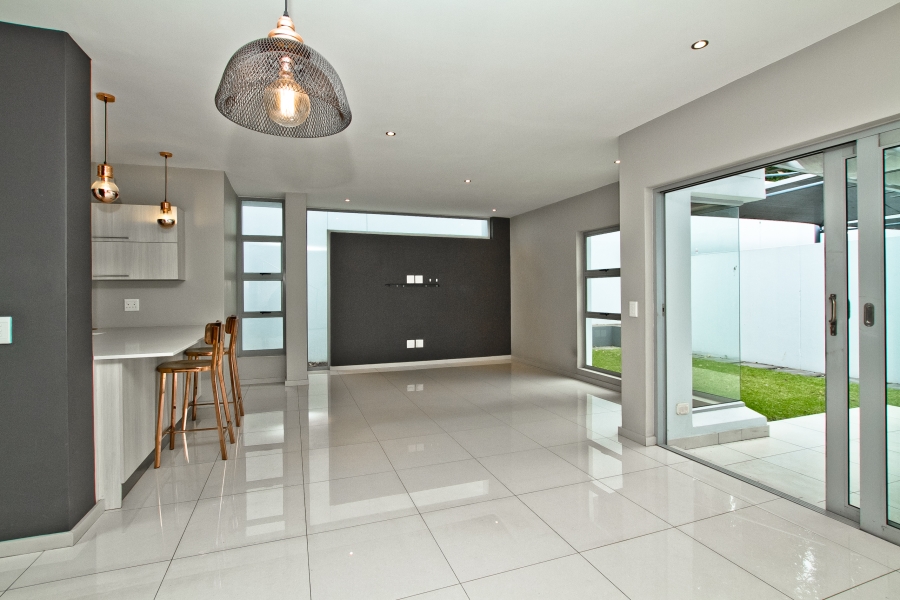 3 Bedroom Property for Sale in Bryanston Gauteng