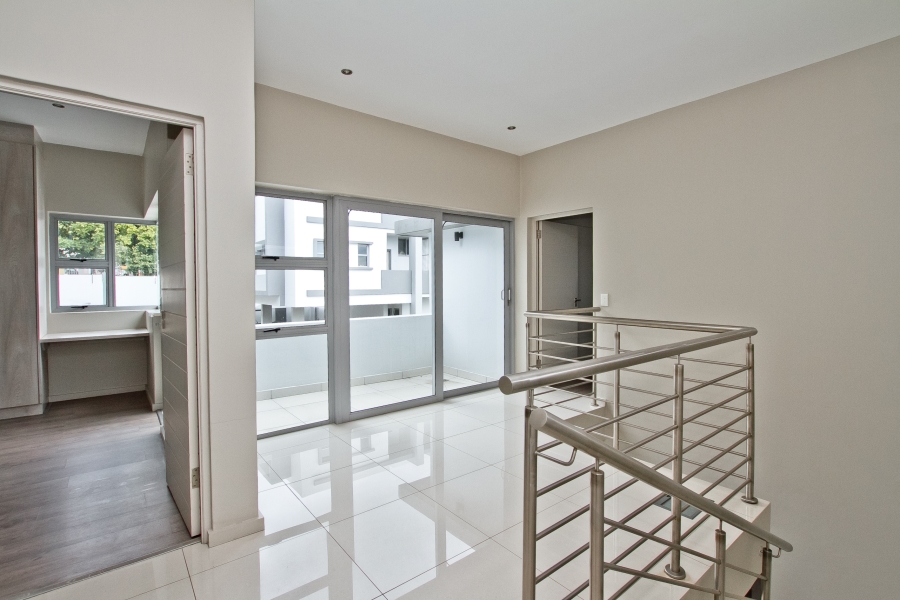 3 Bedroom Property for Sale in Bryanston Gauteng