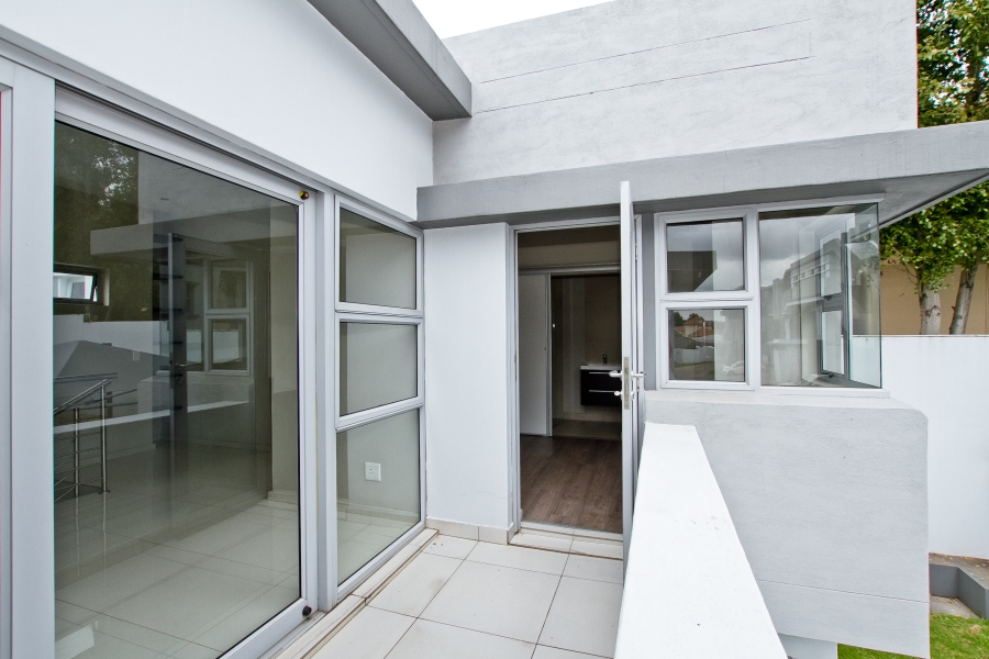 3 Bedroom Property for Sale in Bryanston Gauteng