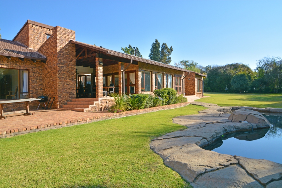 5 Bedroom Property for Sale in Bryanston Gauteng